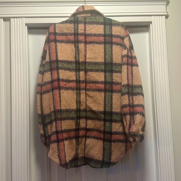 Oversized Plaid Jacket in Soft Pink - Picture 6 of 6